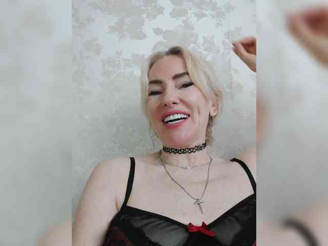 White00Pearl webcam