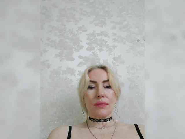 White00Pearl webcam