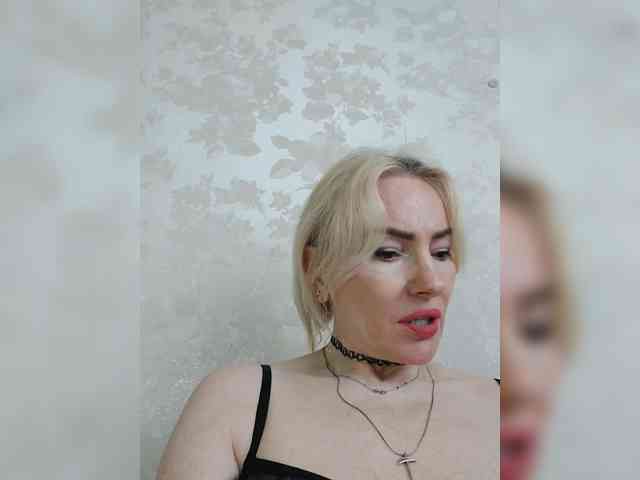 White00Pearl webcam