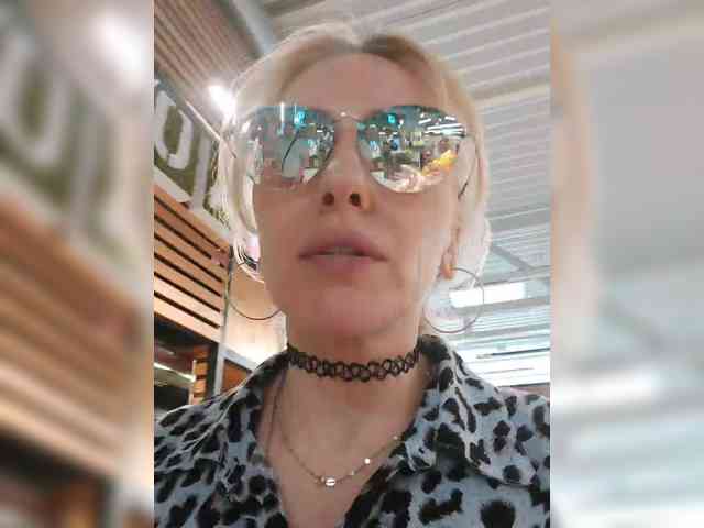 White00Pearl webcam