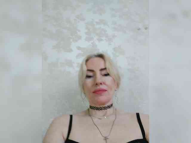 White00Pearl webcam