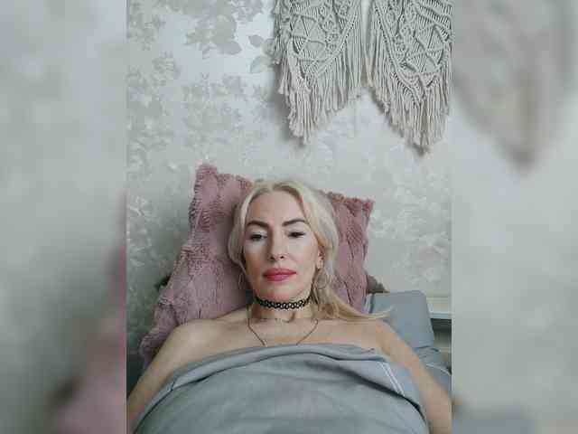 White00Pearl webcam