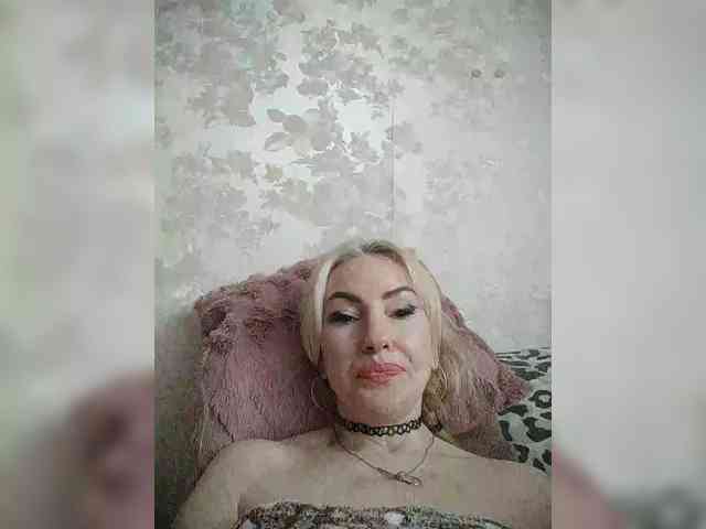 White00Pearl webcam