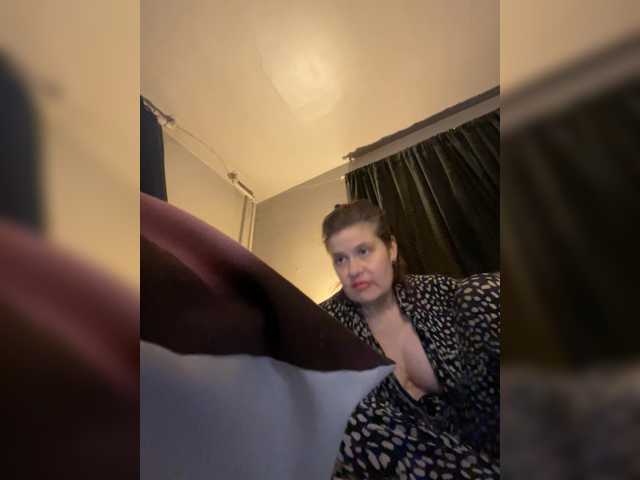 JulietteLatte81 live cam preview