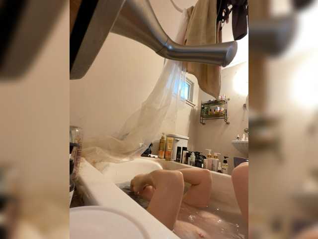 JulietteLatte81 live cam on BongaCams