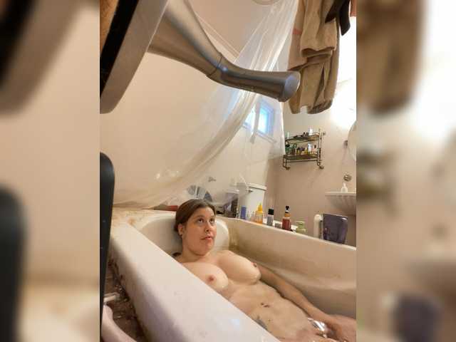 JulietteLatte81 live cam on BongaCams