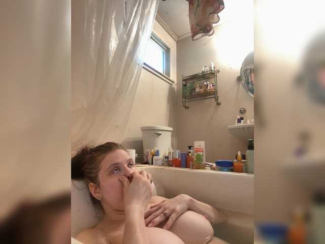 JulietteLatte81 live cam on BongaCams