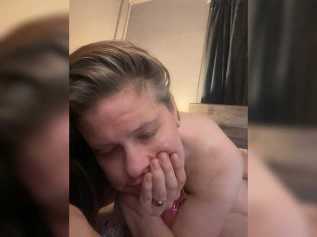 JulietteLatte81 live cam on BongaCams