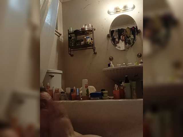 JulietteLatte81 live cam on BongaCams