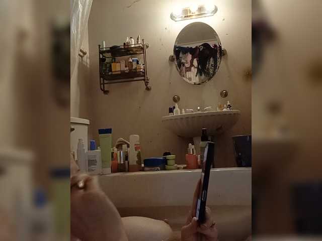 JulietteLatte81 live webcam show