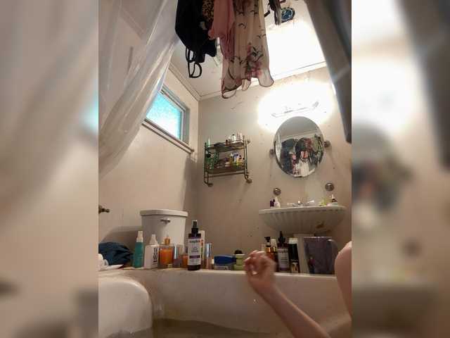JulietteLatte81 live cam on BongaCams
