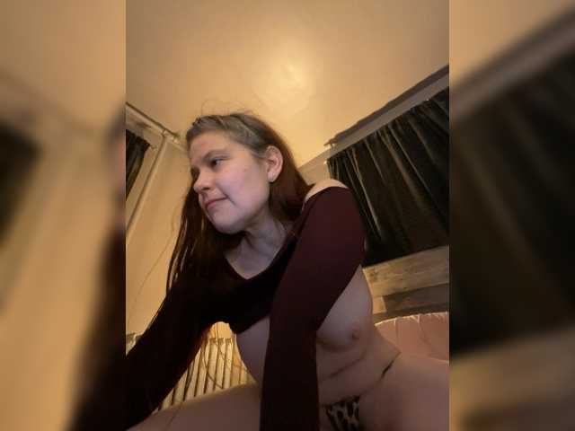 JulietteLatte81 live cam on BongaCams