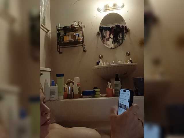 JulietteLatte81 live webcam show