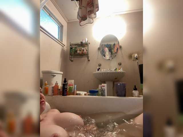 JulietteLatte81 live cam on BongaCams