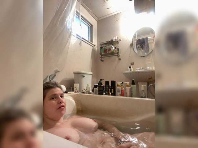 JulietteLatte81 live cam on BongaCams