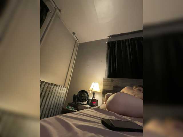 JulietteLatte81 live cam on BongaCams