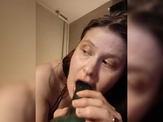 JulietteLatte81 live cam on BongaCams
