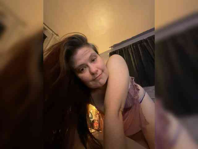 JulietteLatte81 webcam