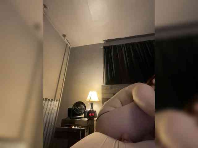 JulietteLatte81 webcam