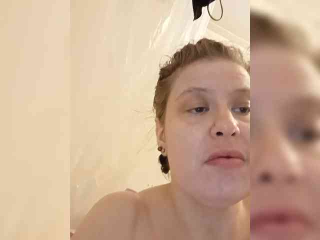 Model: JulietteLatte81