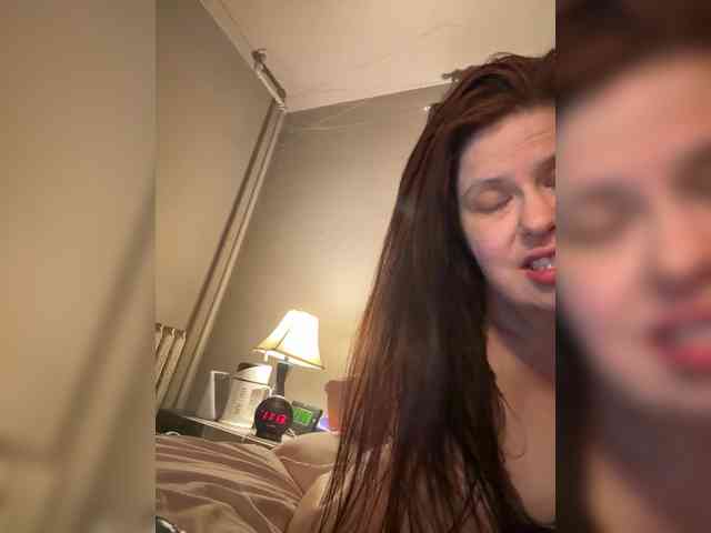 JulietteLatte81 webcam