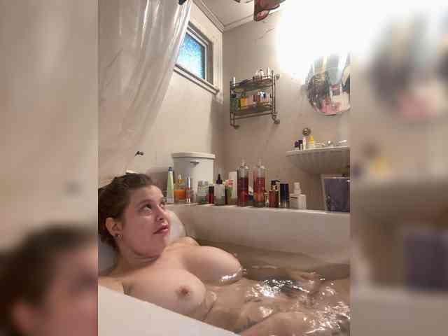 JulietteLatte81 webcam