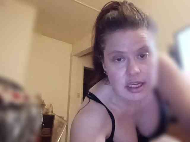 JulietteLatte81 webcam