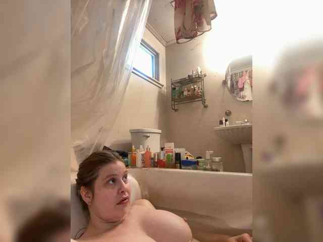 JulietteLatte81 webcam