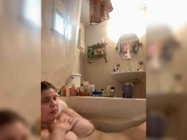 JulietteLatte81 webcam