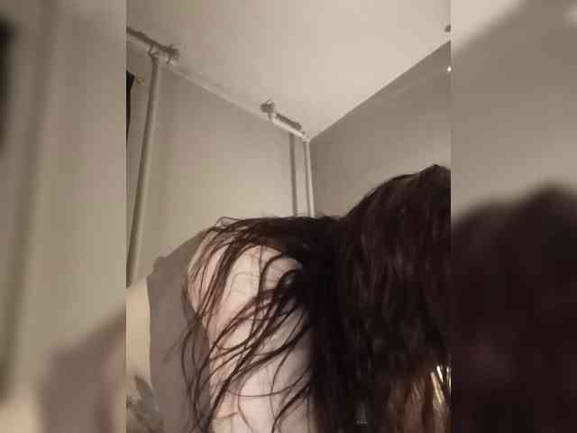 JulietteLatte81 webcam