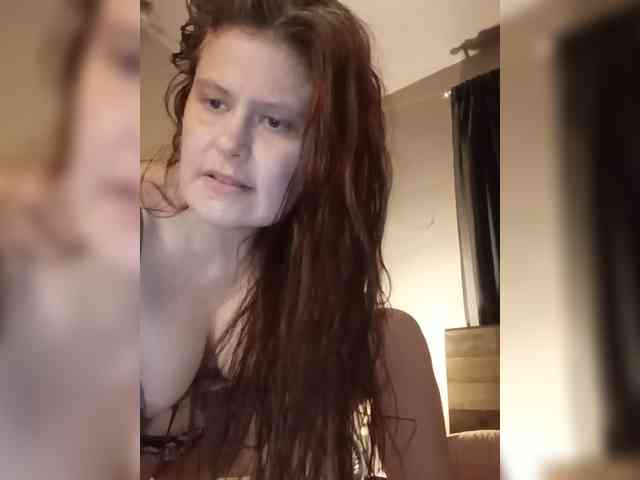 JulietteLatte81 webcam