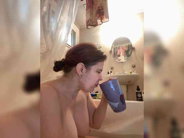 JulietteLatte81 webcam