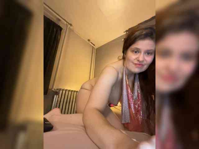 JulietteLatte81 webcam
