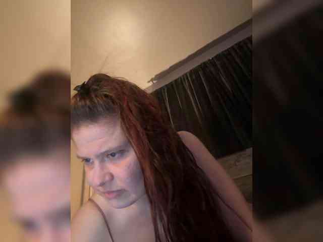 JulietteLatte81 webcam