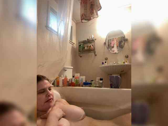 JulietteLatte81 webcam