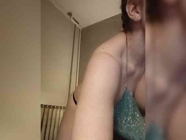 JulietteLatte81 webcam