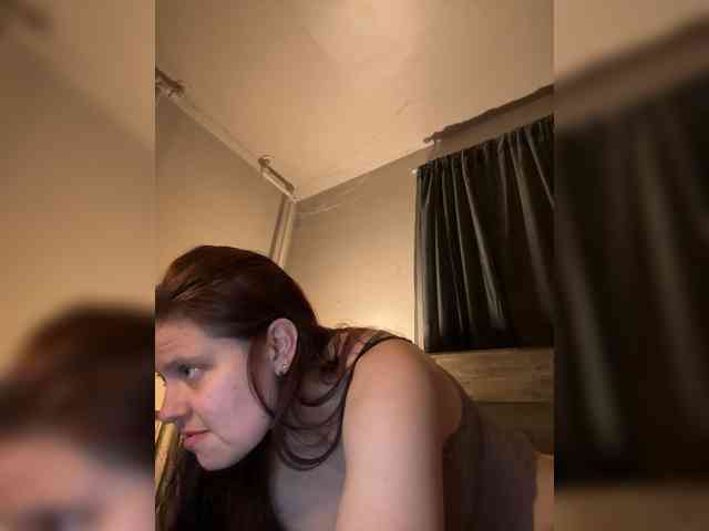 JulietteLatte81 webcam