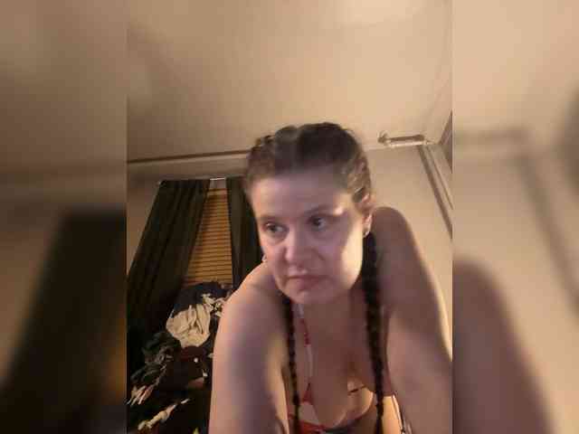 JulietteLatte81 webcam
