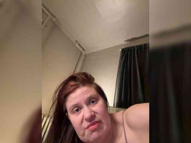 JulietteLatte81 webcam