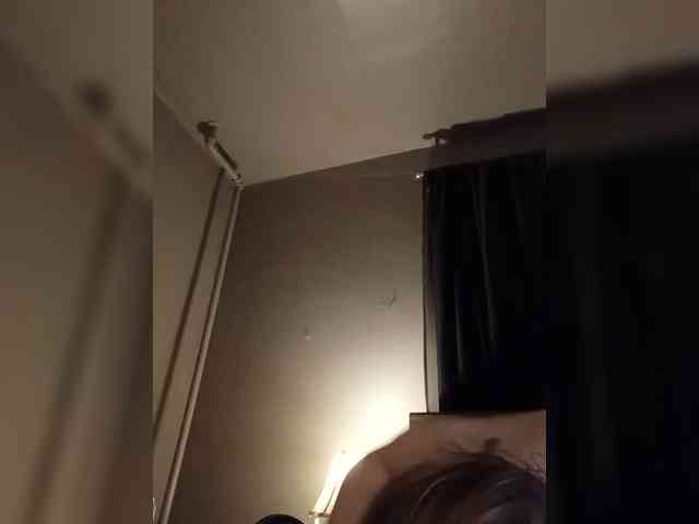 JulietteLatte81 webcam
