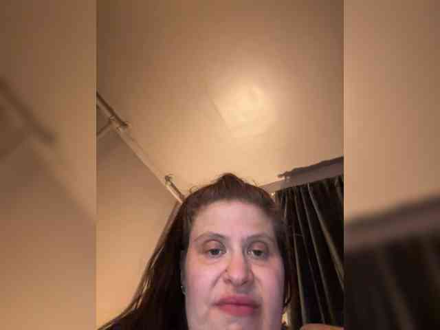 JulietteLatte81 webcam