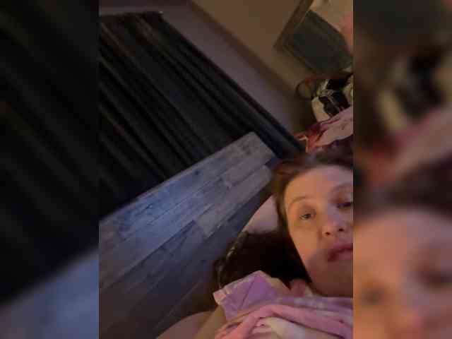 JulietteLatte81 webcam