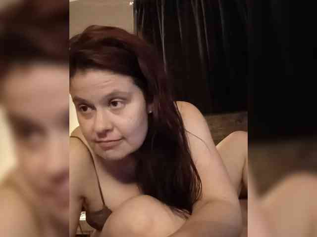 JulietteLatte81 webcam