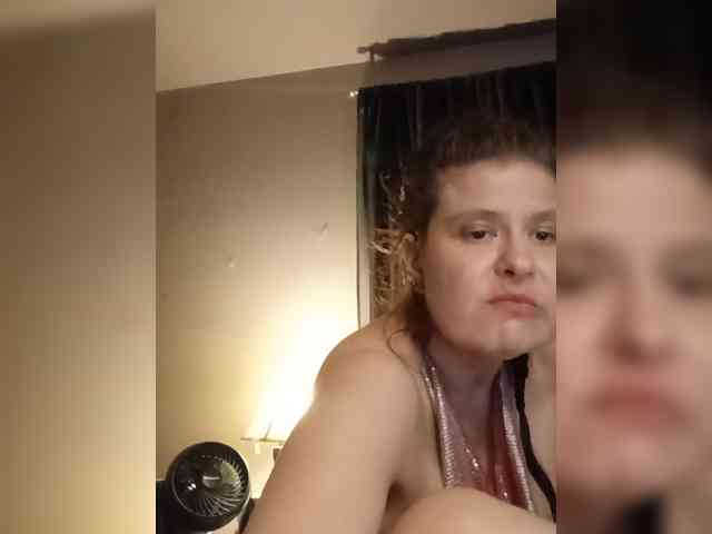 JulietteLatte81 webcam