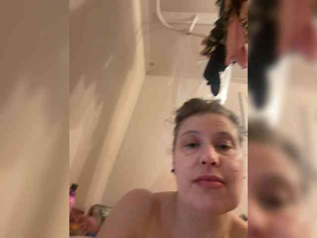 JulietteLatte81 webcam
