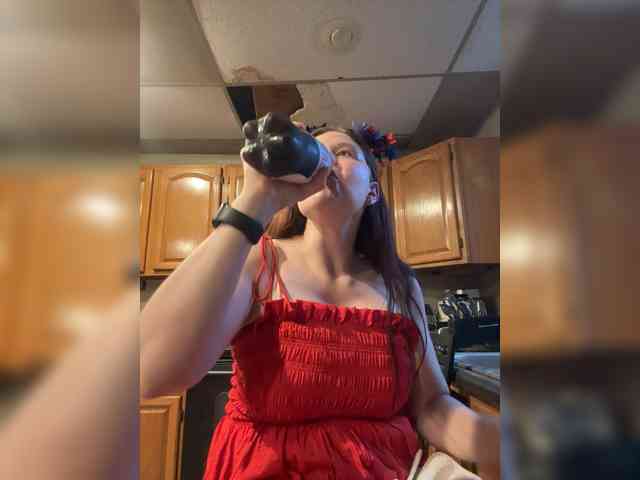 JulietteLatte81 webcam