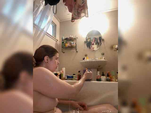 JulietteLatte81 webcam