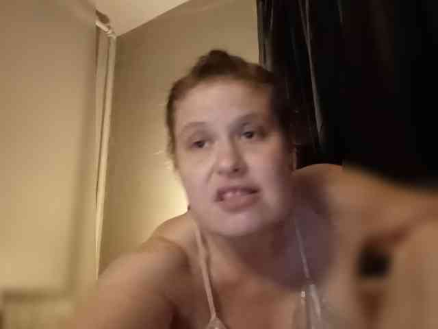 JulietteLatte81 webcam