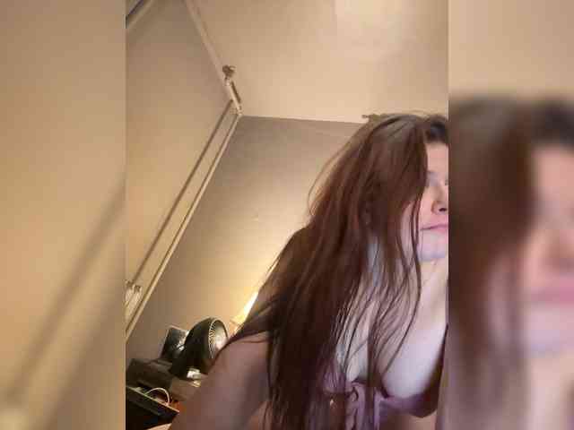 JulietteLatte81 webcam