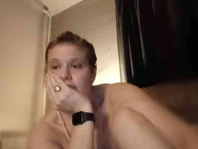 JulietteLatte81 webcam